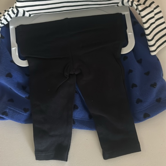 Carter’s three-piece outfit set newborn - Picture 6 of 8